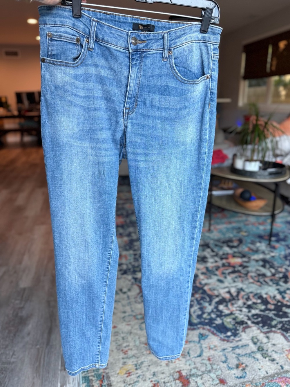 FRYE Veronica WMS9BDP03 skinny ankle jeans 💙